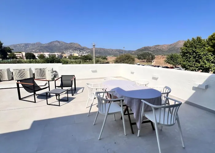 约卡马尔露营酒店 营地 *