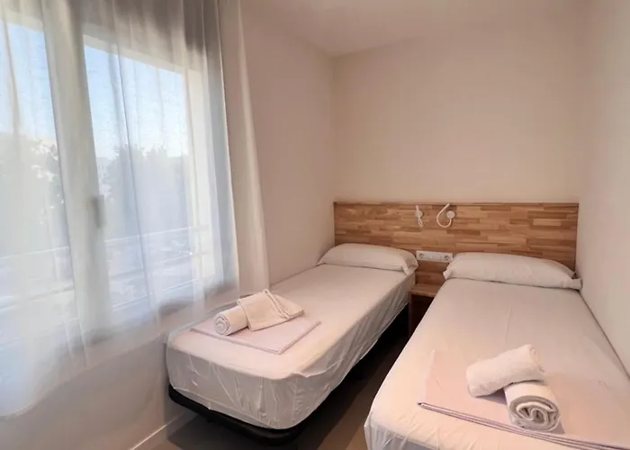 约卡马尔露营酒店 * 罗萨斯