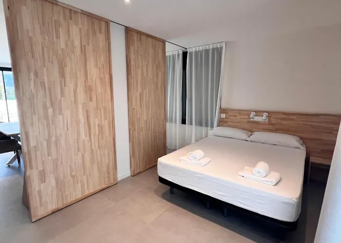 约卡马尔露营酒店 * 罗萨斯