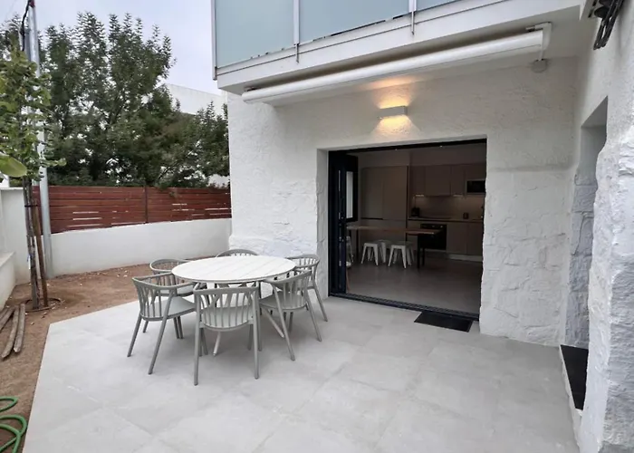 营地 约卡马尔露营酒店 *