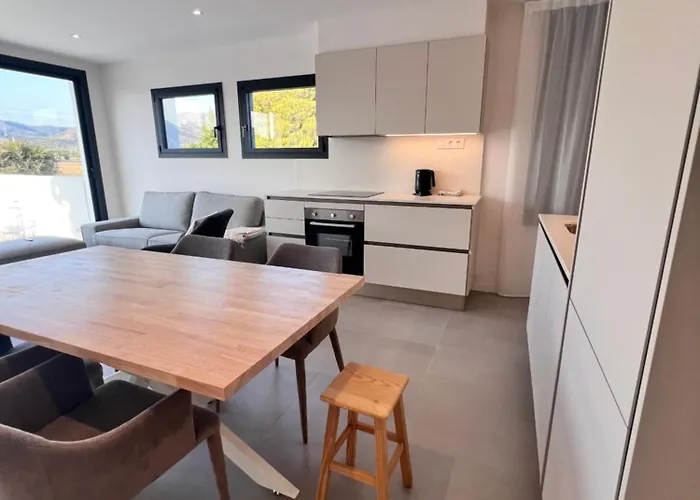 约卡马尔露营酒店