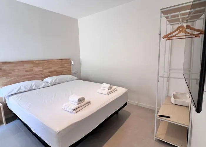 营地 约卡马尔露营酒店 *