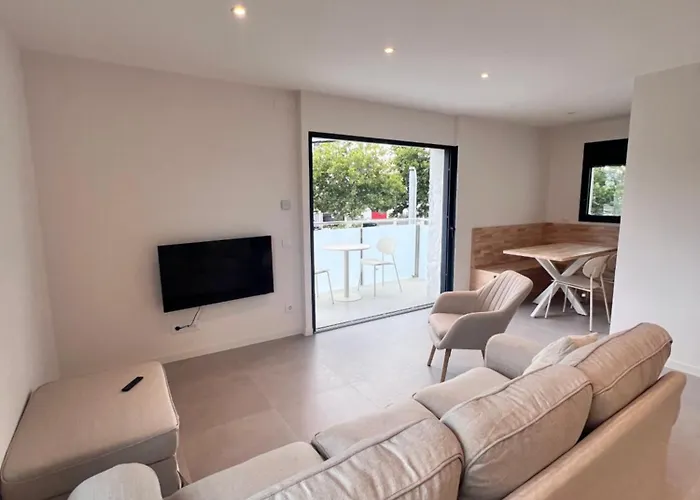 约卡马尔露营酒店 营地 *